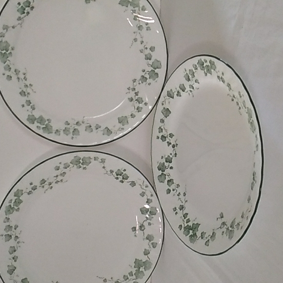 Corelle Dining 3 Corelle Callaway Dinner Plates White Swirl Plates